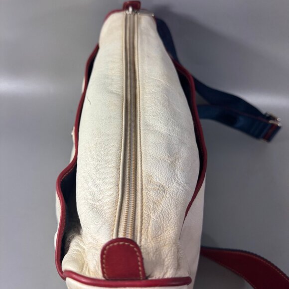 Authentic Vintage Gucci Off-White Leather w/ Red Leather Trims Message Bag - Picture 8 of 15